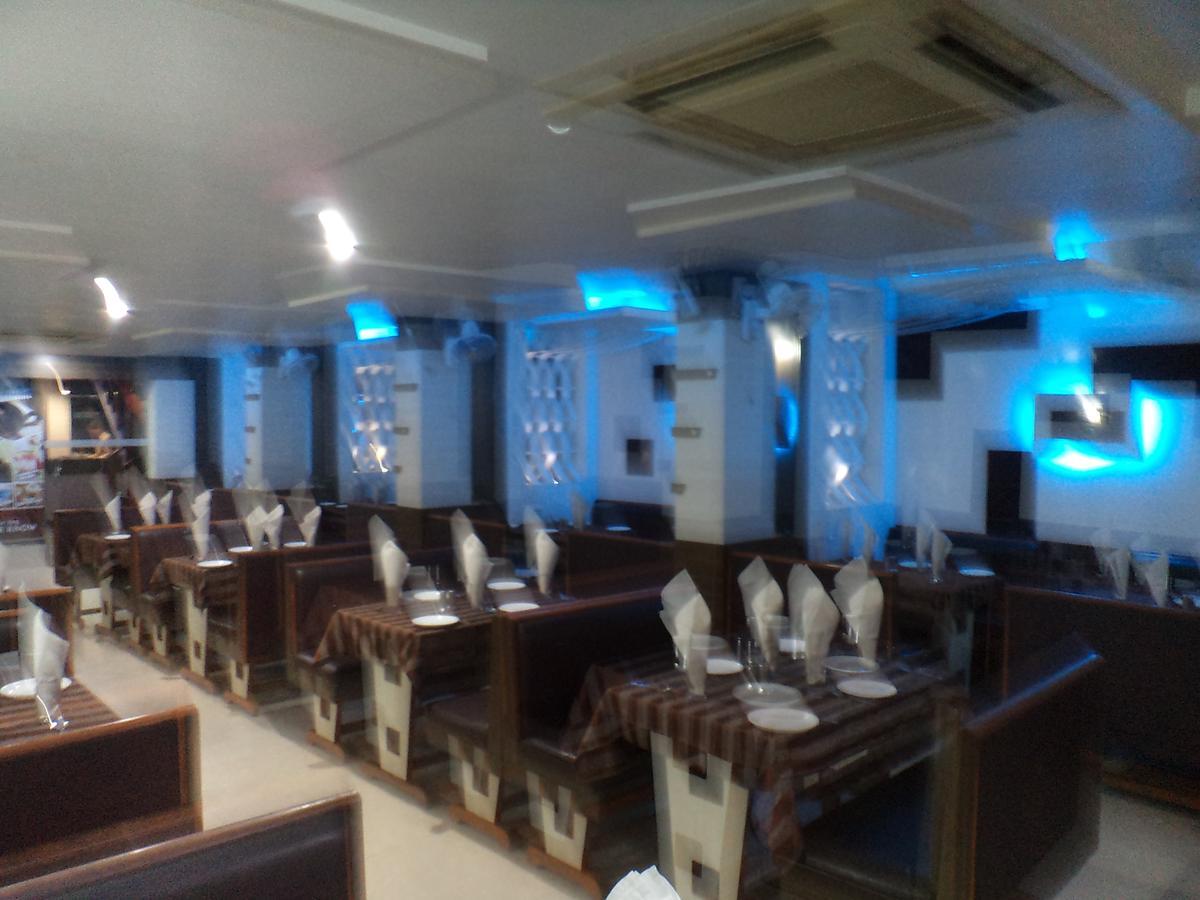 Apple Residency Hotel Patan  Luaran gambar