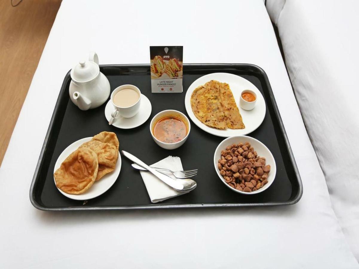 Apple Residency Hotel Patan  Luaran gambar