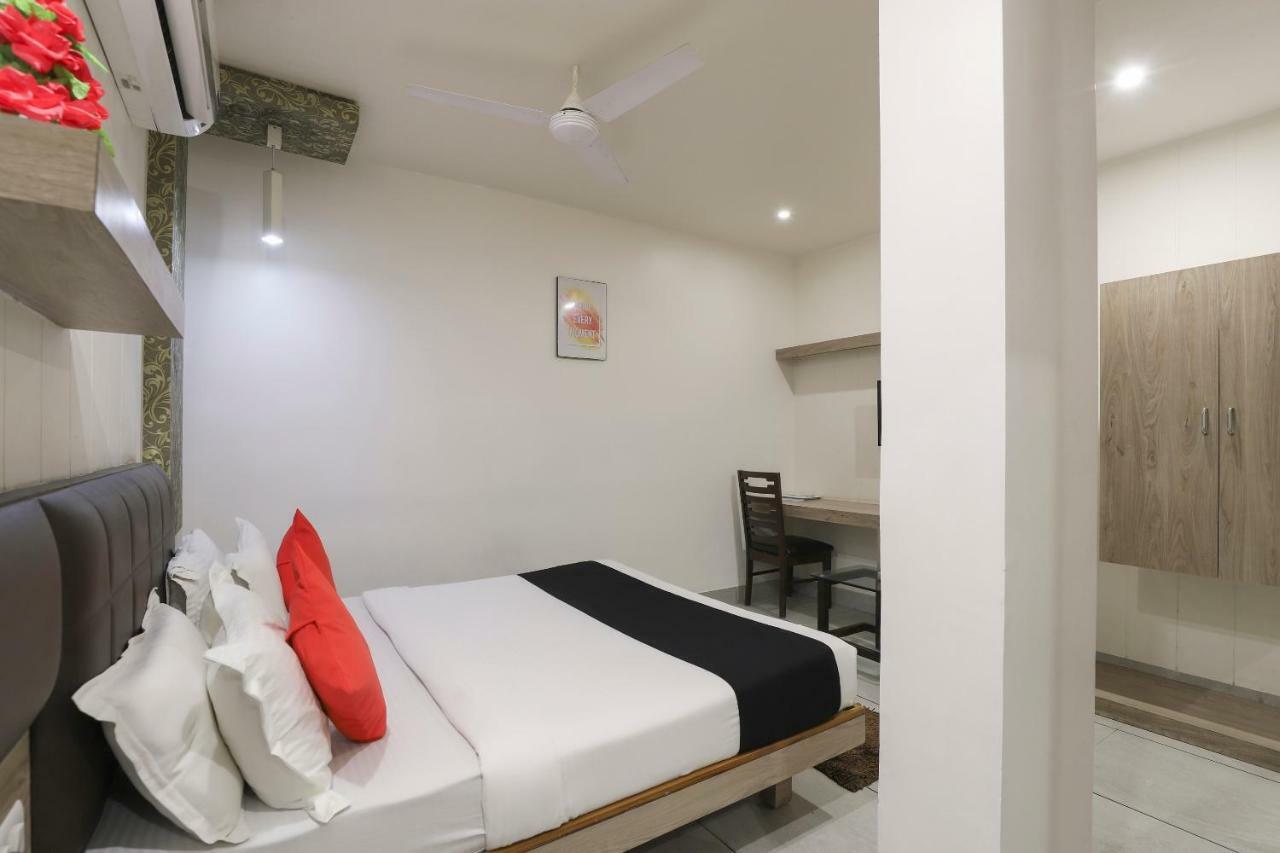 Apple Residency Hotel Patan  Luaran gambar